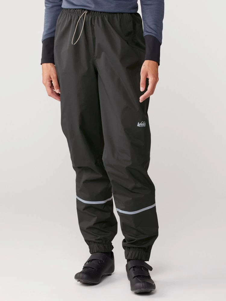REI Co-op Junction Cycling Rain Pants - Women's 4 REI Co-op Junction Cycling Rain Pants - Women's - Image 2