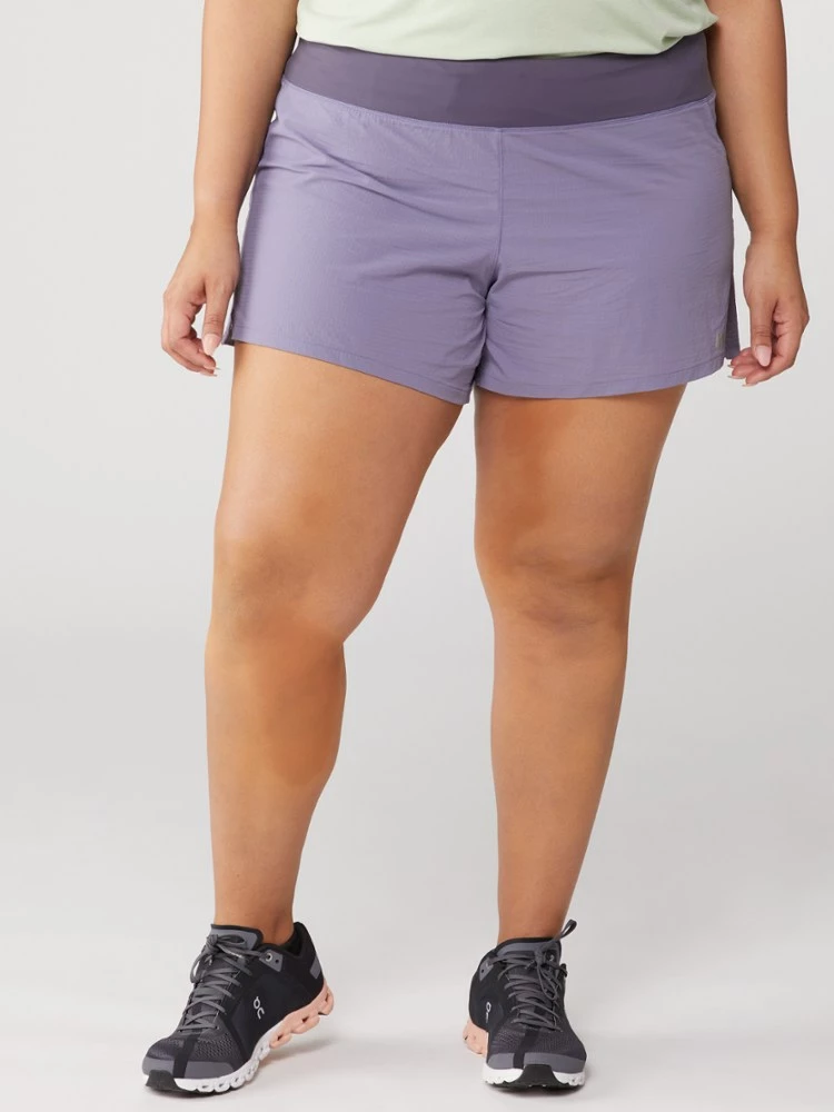 REI Co-op Swiftland 5" Running Shorts - Women's Plus Sizes 4 REI Co-op Swiftland 5" Running Shorts - Women's Plus Sizes - Image 2