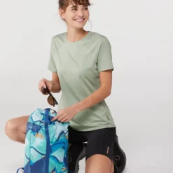 REI Co-op Lightweight Base Layer Crew Top - Women's -REI CO-OP Sales 43566d10 fa36 44bc 8995 6f8a18761d8b