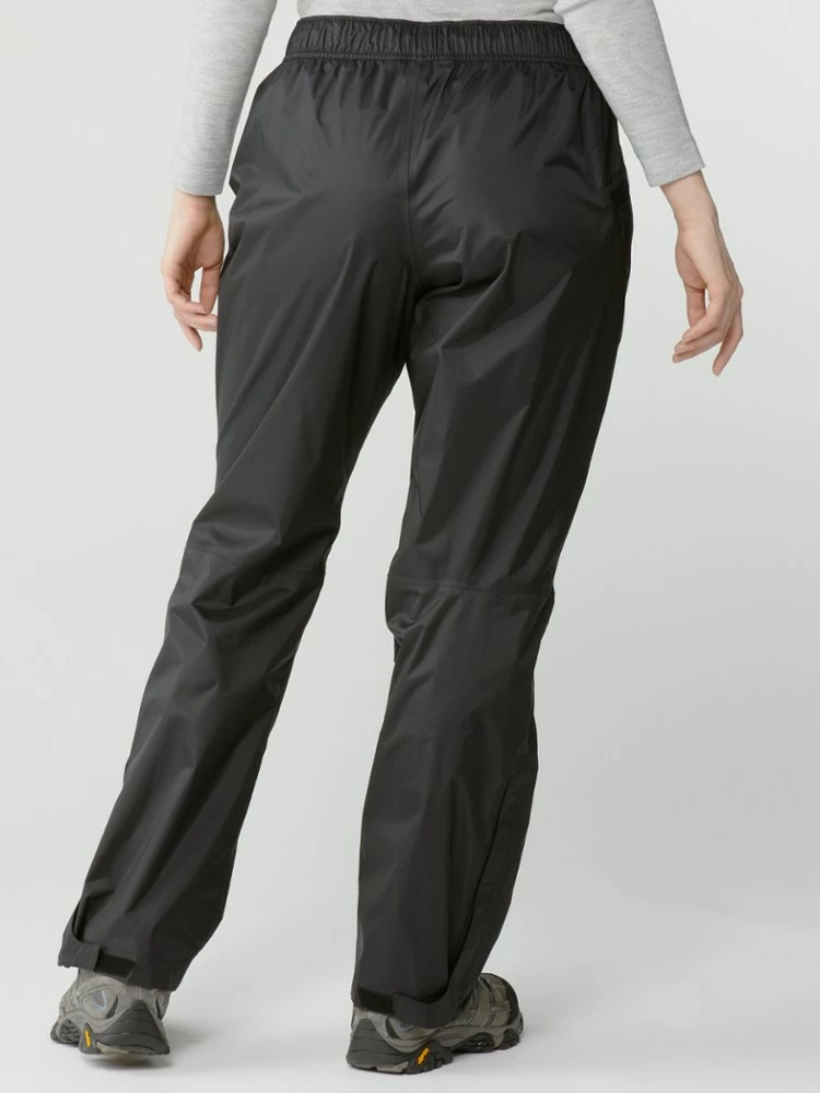 REI Co-op Essential Rain Pants - Women's 5 REI Co-op Essential Rain Pants - Women's - Image 3