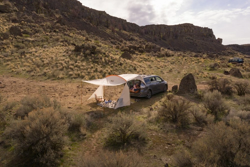 REI Co-op HunkerDown 20 Double Sleeping Bag 8 REI Co-op HunkerDown 20 Double Sleeping Bag - Image 6