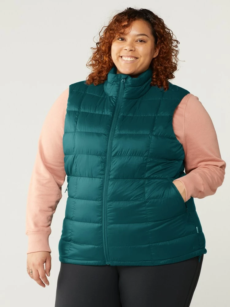 REI Co-op 650 Down Vest 2.0 - Women's Plus Sizes 4 REI Co-op 650 Down Vest 2.0 - Women's Plus Sizes - Image 2