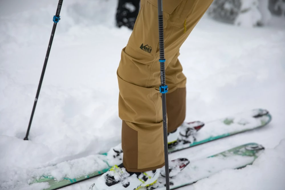 REI Co-op First Chair GTX Bib Snow Pants - Women's 17 REI Co-op First Chair GTX Bib Snow Pants - Women's - Image 15